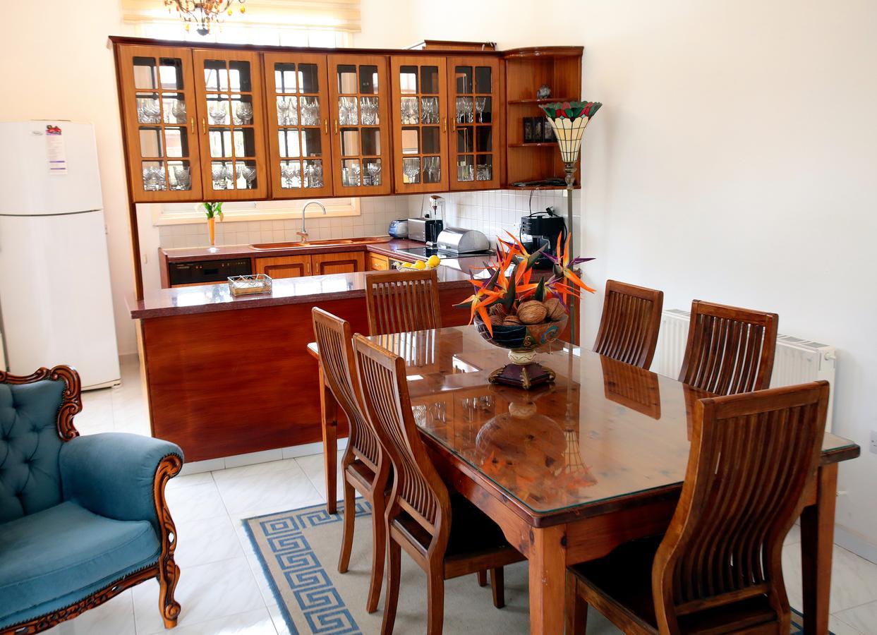 The White House Villa Larnaca Bagian luar foto