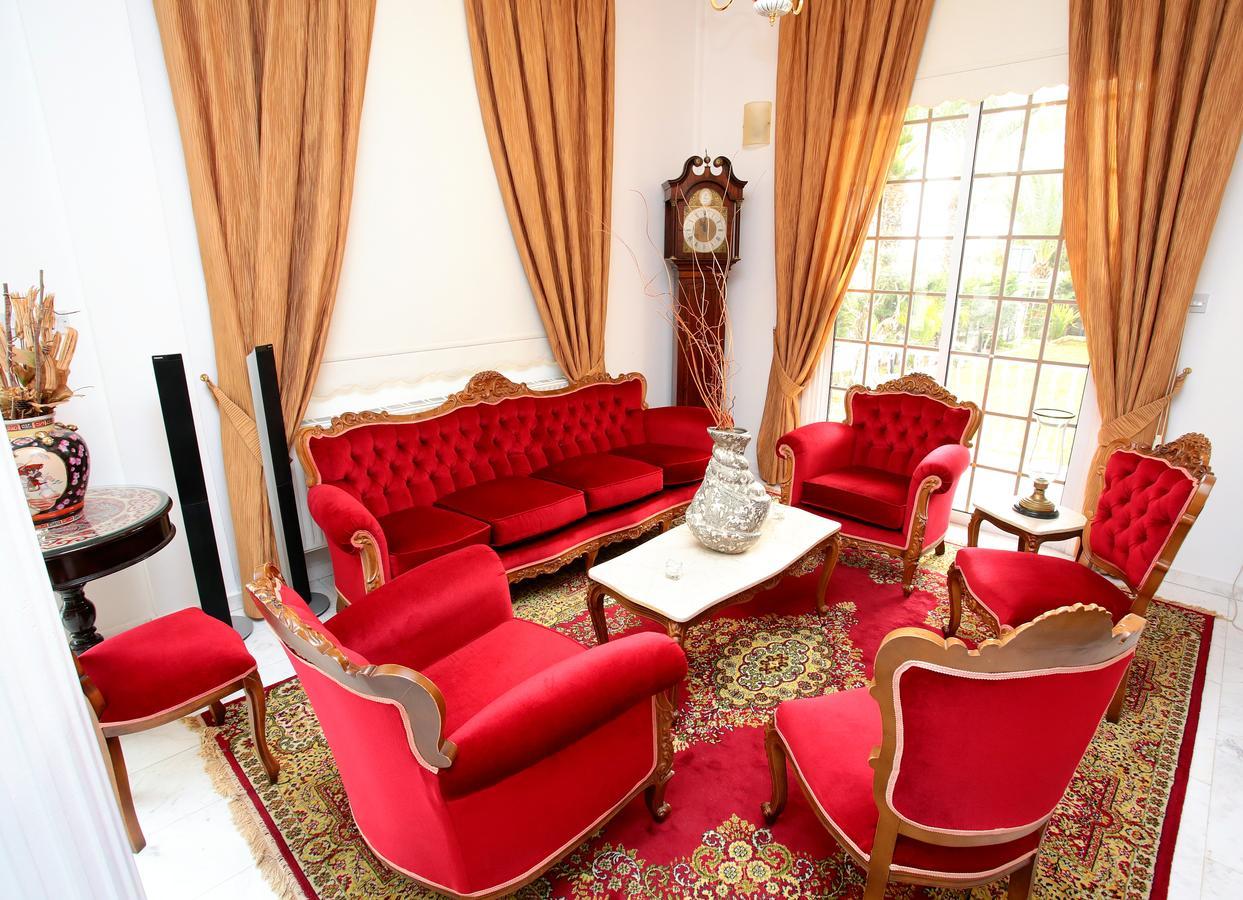 The White House Villa Larnaca Bagian luar foto