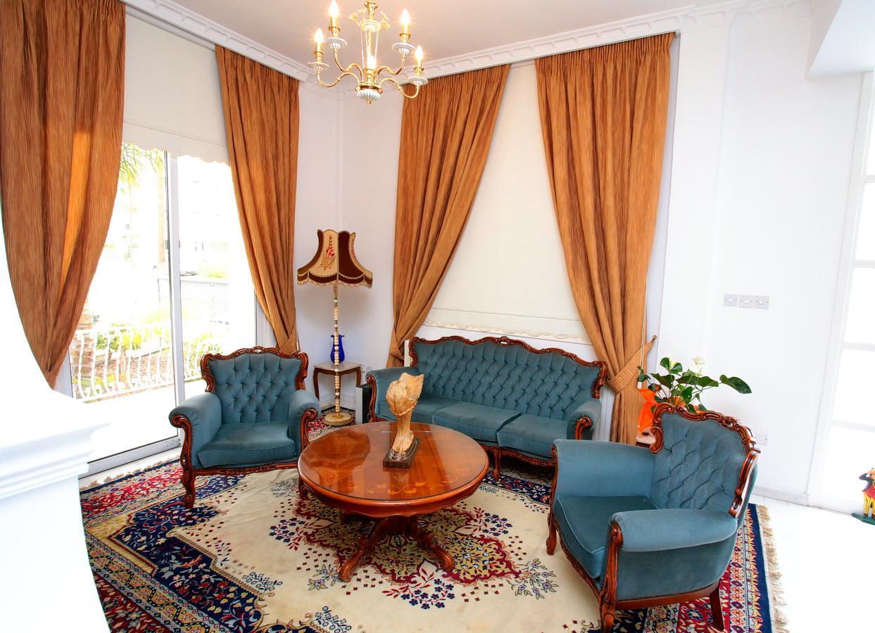 The White House Villa Larnaca Bagian luar foto
