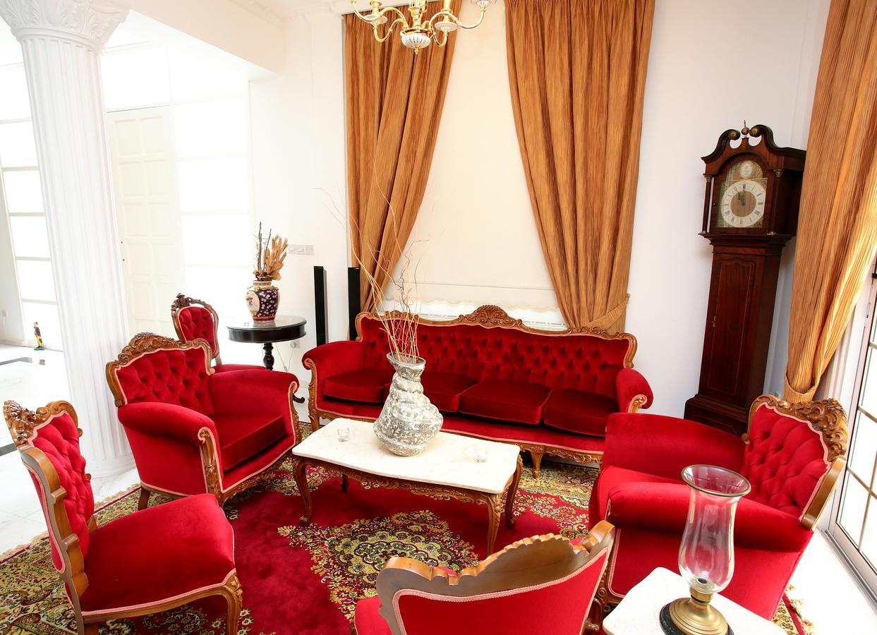 The White House Villa Larnaca Bagian luar foto